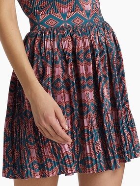 NWT Claude Kameni Empress Pleated Mini Satin Skirt Size 6 Star Burst Geometric